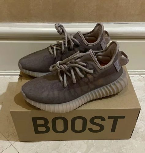 Yeezy350 Boost V2 