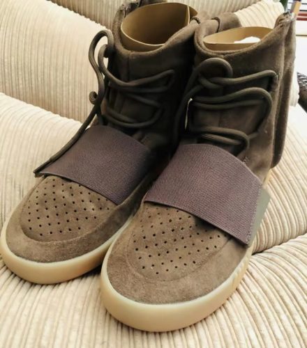 Yeezy750 Boost Light Brown Gum(Chocolate) photo review