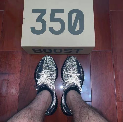 Yeezy350 Boost V2 BLACK photo review