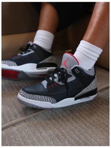 Jordan3 Retro Black Cement （2018） photo review