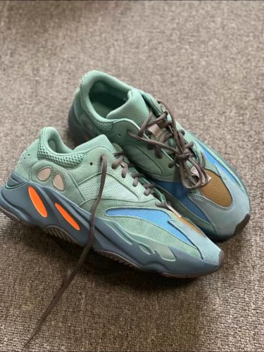 Yeezy700 