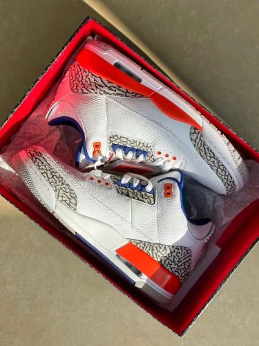 Jordan3 Retro Knicks photo review