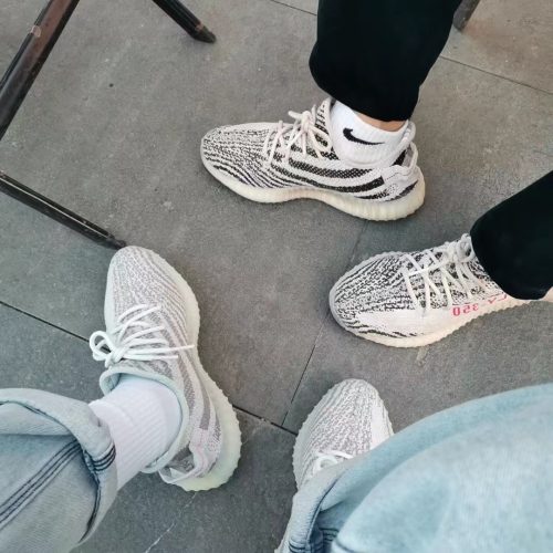 Yeezy350 Boost V2 “zebra