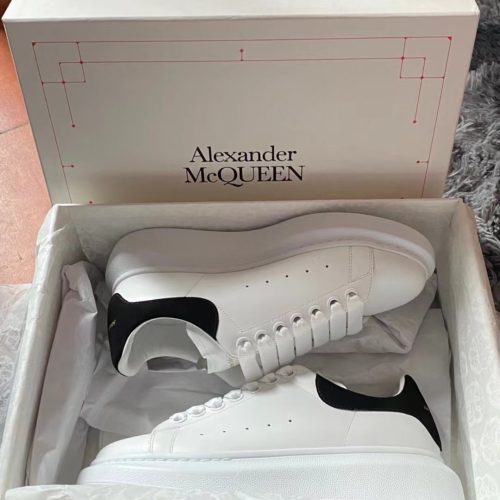 Alexander McQueen Sneaker Black Velvet photo review