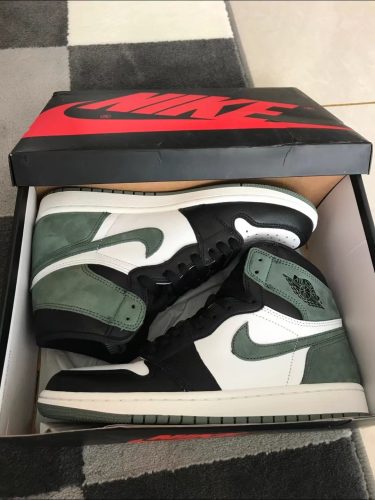 Jordan1 Retro High Clay Green 6 Rings photo review