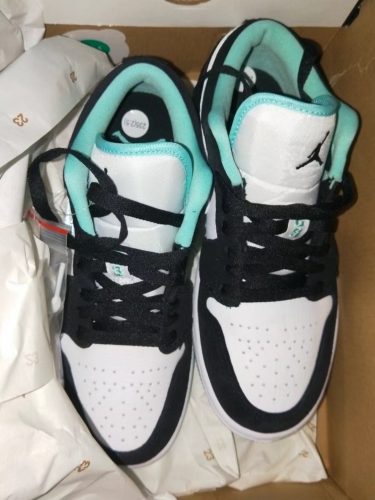 Jordan1 Tiffany Green photo review