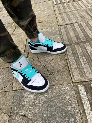 Jordan1 Tiffany Green photo review