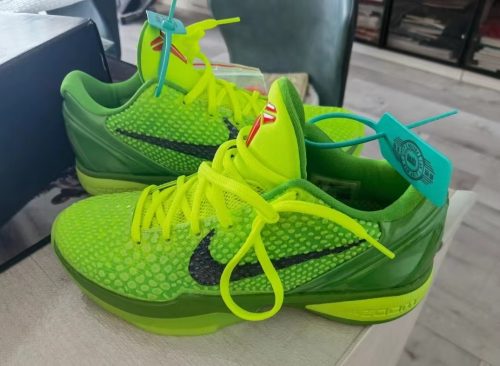 Kobe6 Grinch photo review