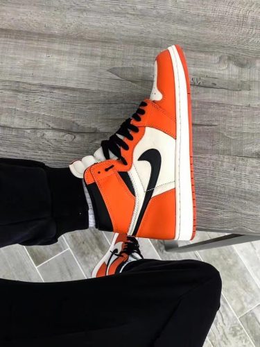 Jordan1 Retro Reverse Shattered Backboard photo review