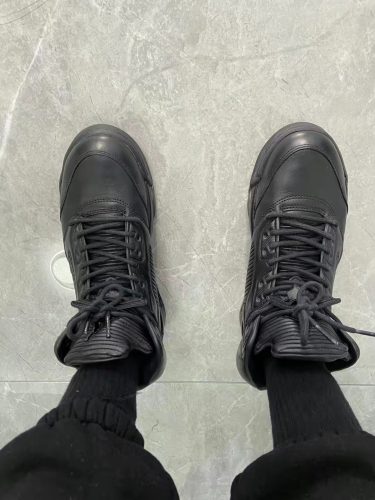 Jordan5 Retro Triple Black photo review