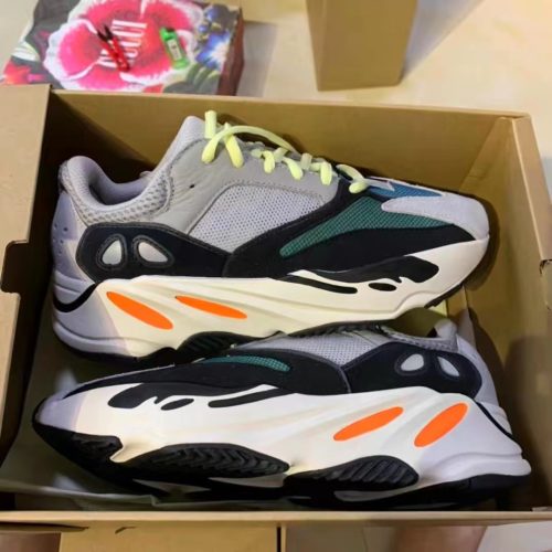 Yeezy700 “Wave Runner” photo review