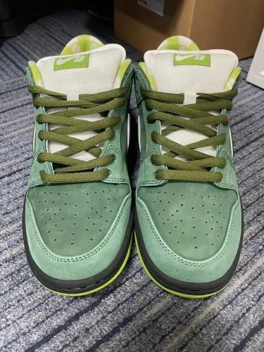 Concepts x Dunk SB Low Green Lobster photo review