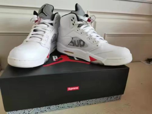 Supreme x Jordan5 Retro White photo review