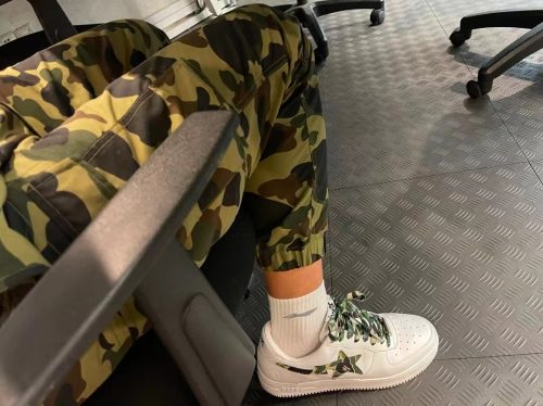 1H20-191-045 A Bathing Ape Bape Sta Low White Green Camouflage photo review