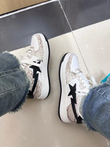 1I80 191 009 A Bathing Ape Bape Sta Low White Snake Skin Pattern photo review